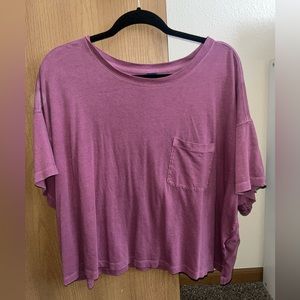 Old Navy slightly cropped tee